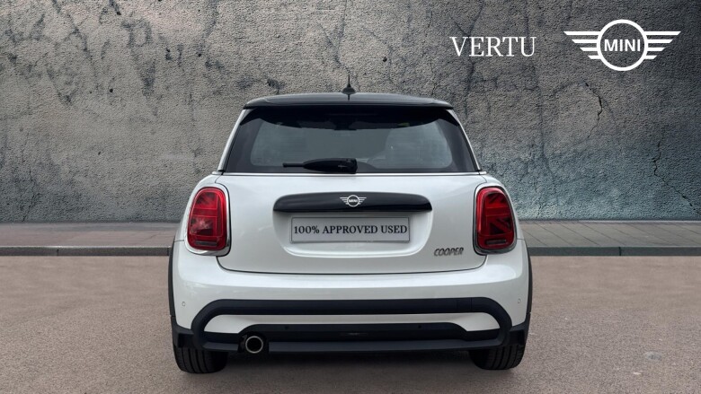 MINI Hatchback 1.5 Cooper Exclusive Premium 3dr Auto Petrol Hatchback